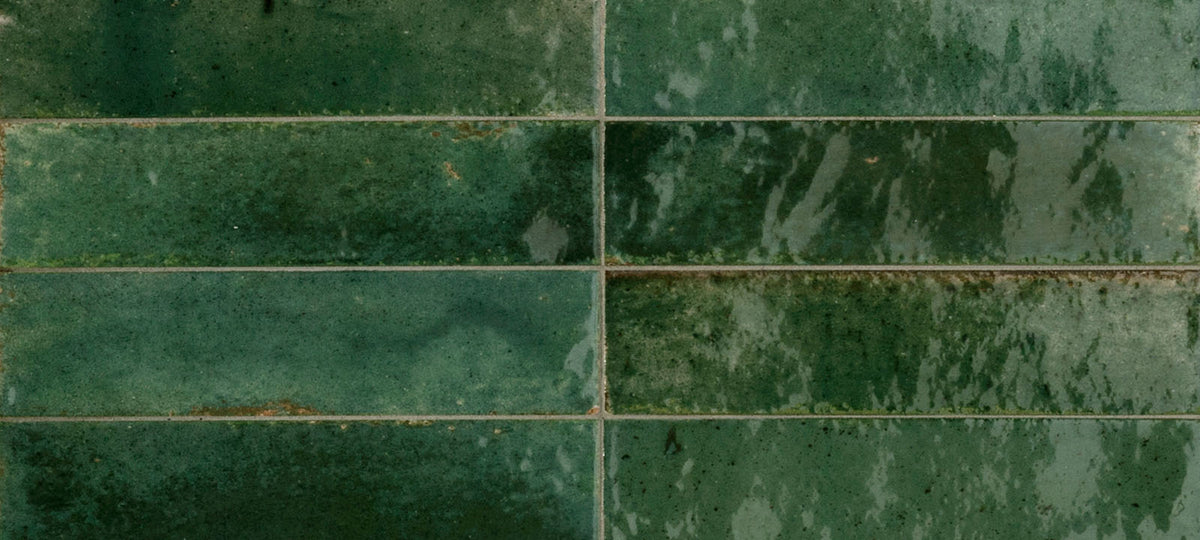 Luminous – Lume Green tile - room shot 3
