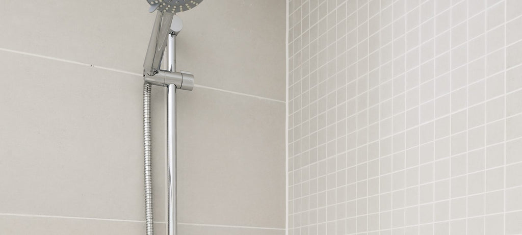 Select Bianco tile - room shot 2