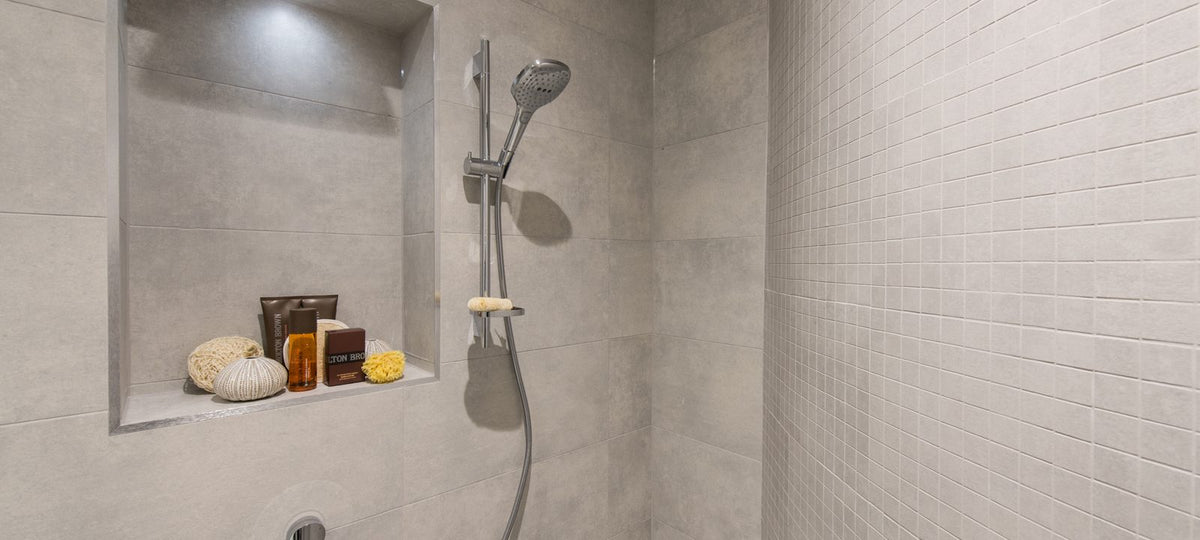Select Nebbia tile - room shot 3